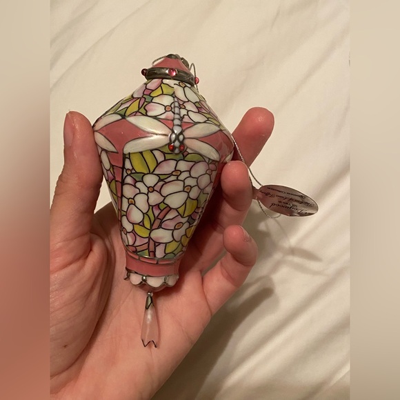 BRADFORD EDITIONS LOUIS TIFFANY HEIRLOOM PORCELAIN 2001 ORNAMENTS (set of 3) - Picture 8 of 14